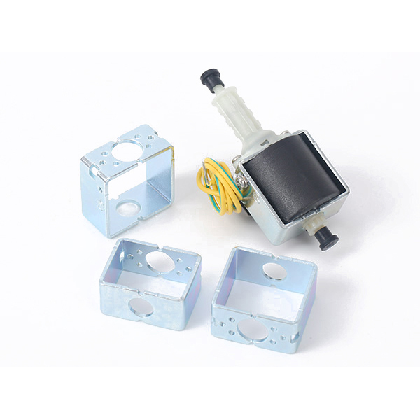 Magnetic choke ring for water pump motor